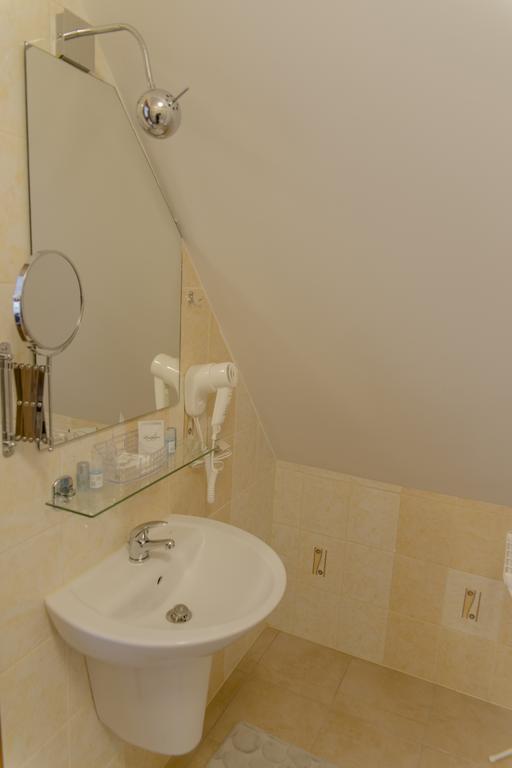 Hotel - Restauracja Platan Sędziszów Małopolski Εξωτερικό φωτογραφία